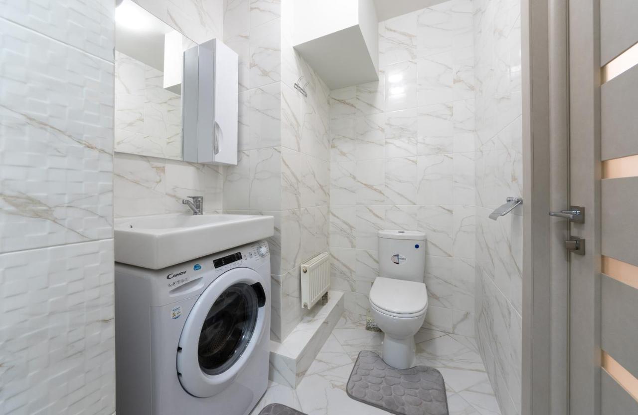 Apartments Riviera,20 минут от центра Київ Екстер'єр фото