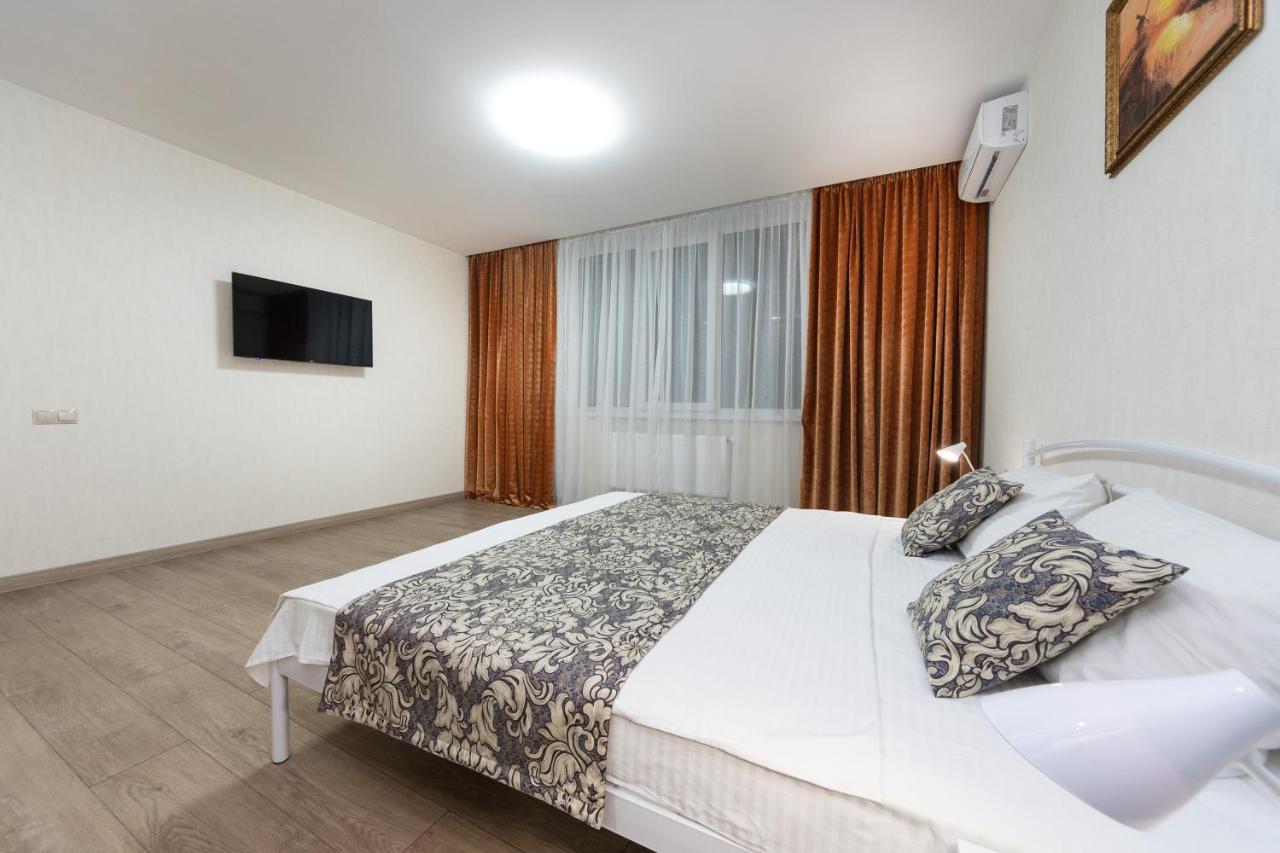 Apartments Riviera,20 минут от центра Київ Екстер'єр фото