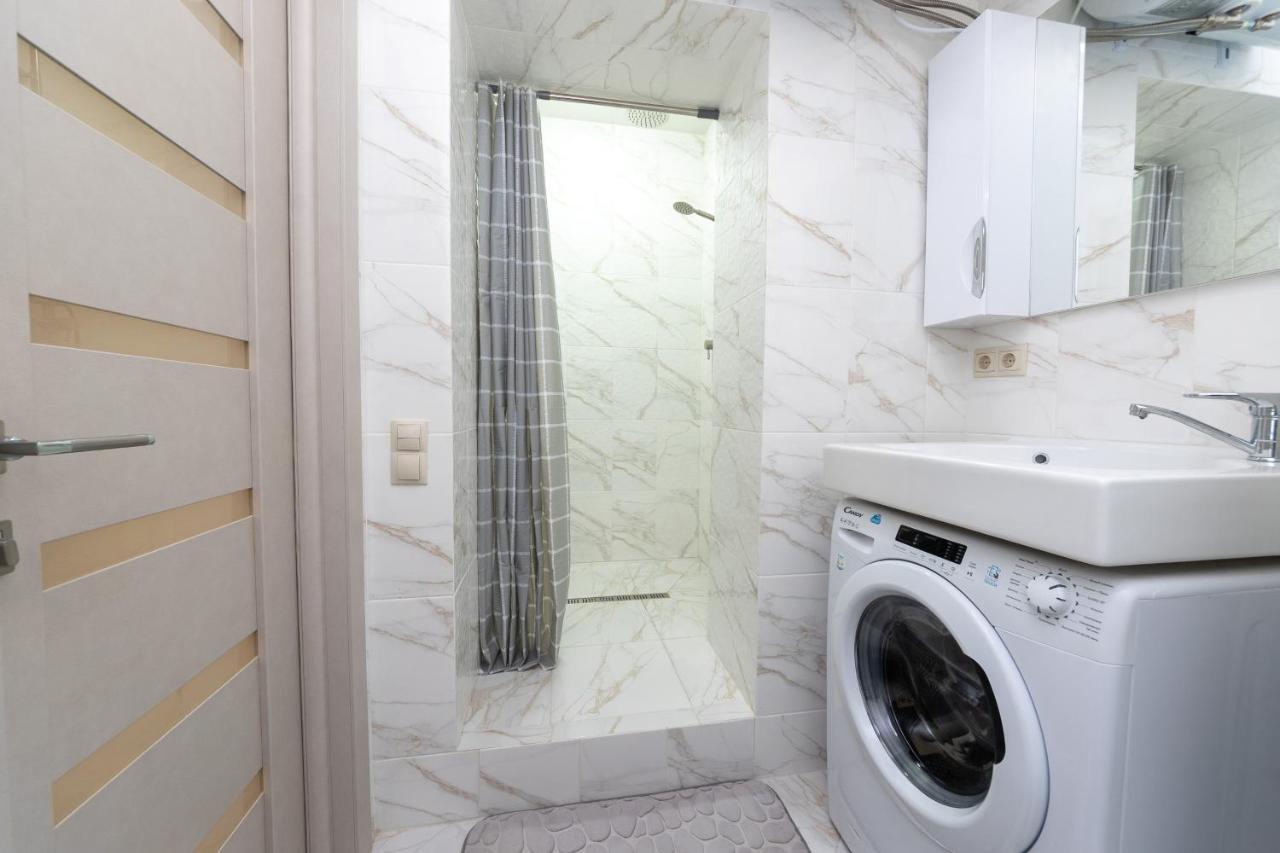 Apartments Riviera,20 минут от центра Київ Екстер'єр фото